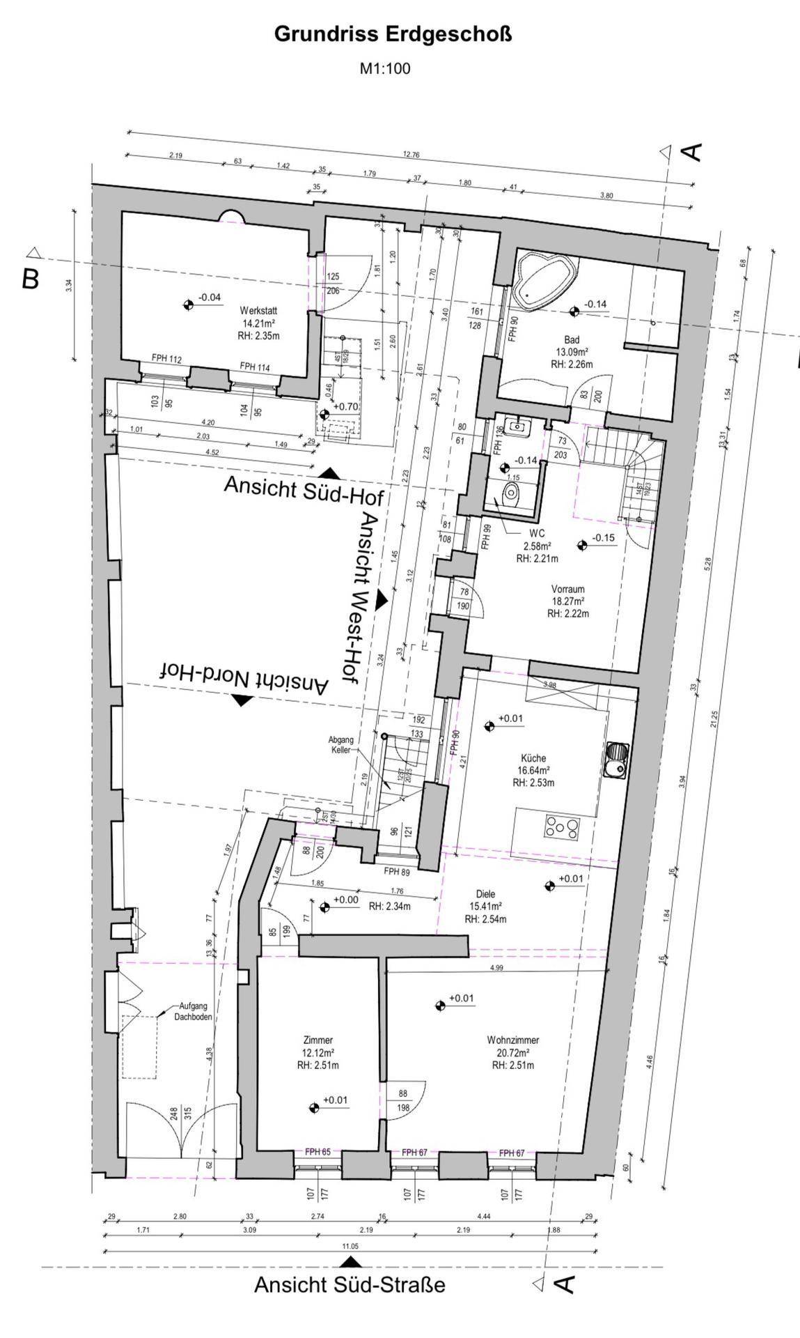 Grundriss des Erdgeschosses mit Wohnzimmer, Küche und Bad.