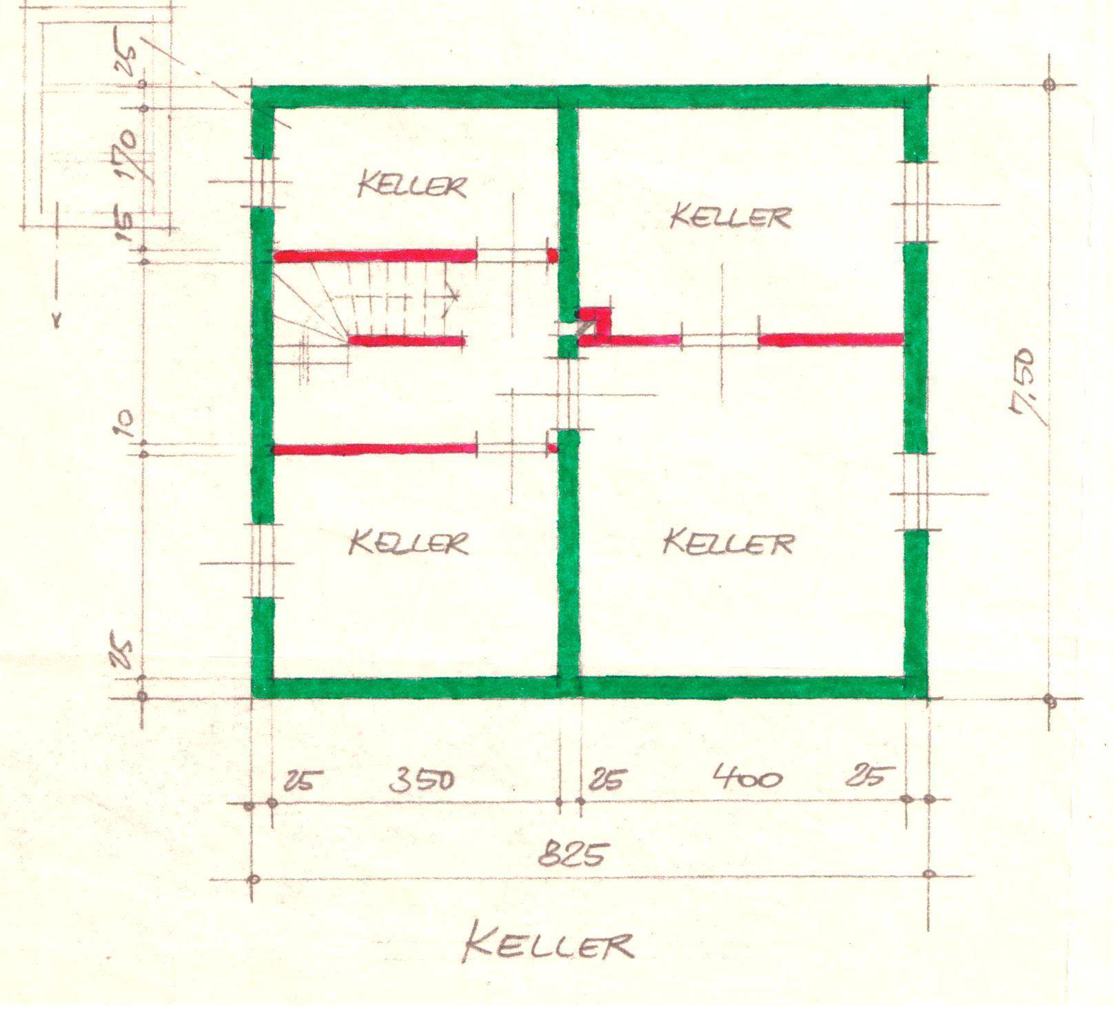 Grundrissplan des Kellers mit mehreren Abstellräumen und einem Treppenaufgang zum Erdgeschoss.