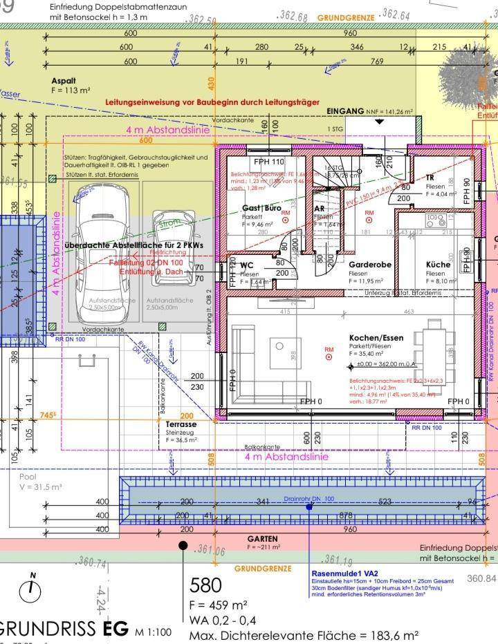 Detaillierter Grundriss des Erdgeschosses mit Raumaufteilung, Terrasse und Poolbereich im Garten.