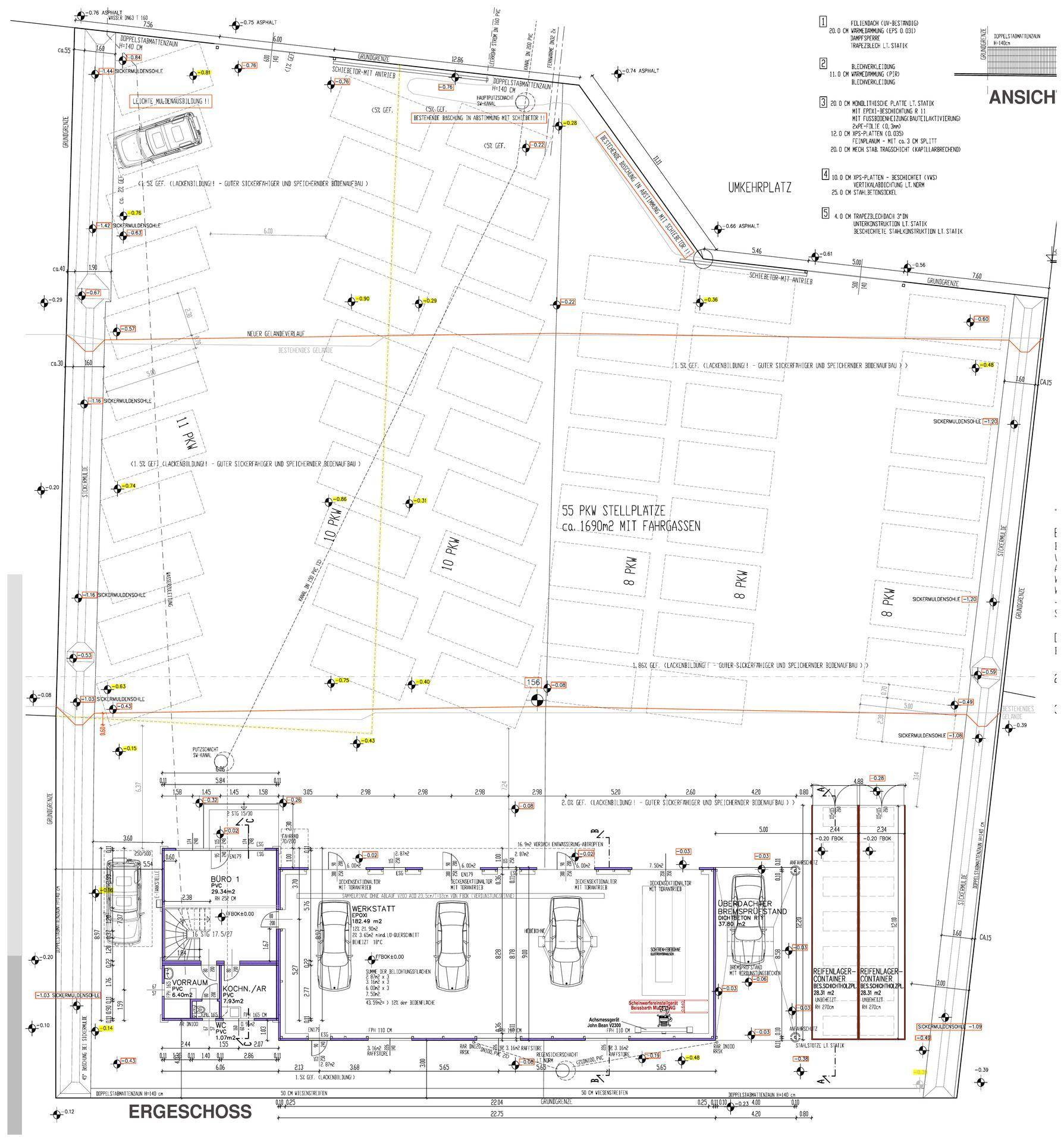 Detaillierter Grundriss des Erdgeschosses mit Werkstattbereichen und großem Außenparkplatz.