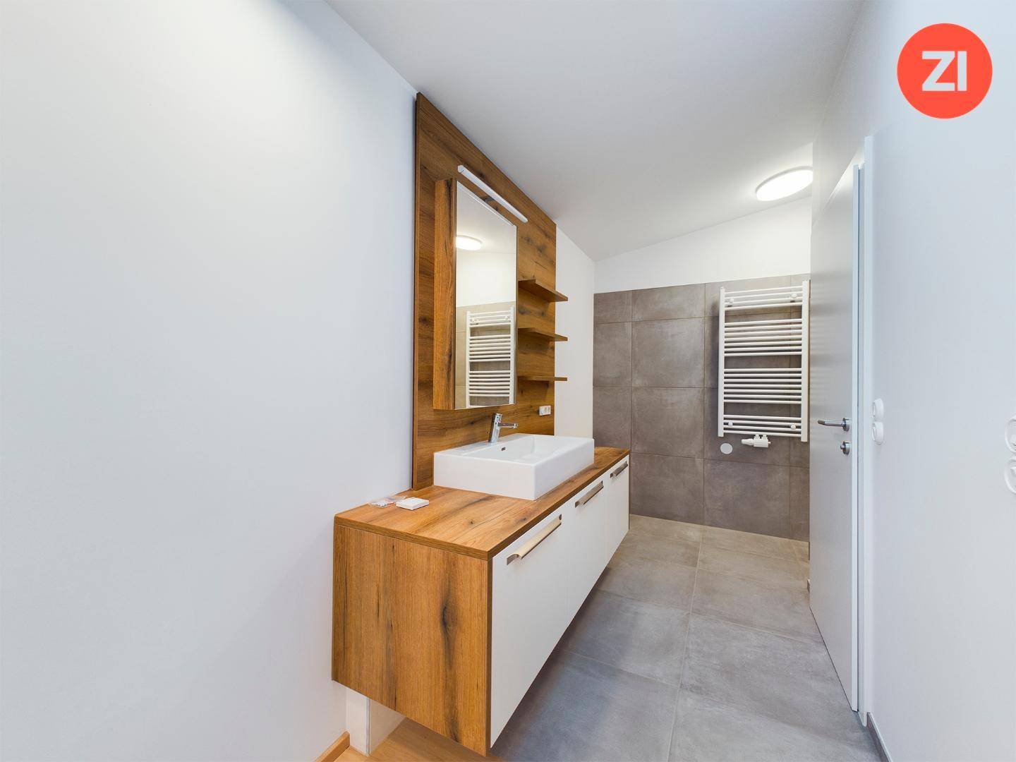 Schlafzimmer mit Badezimmer (2 Ebene)
