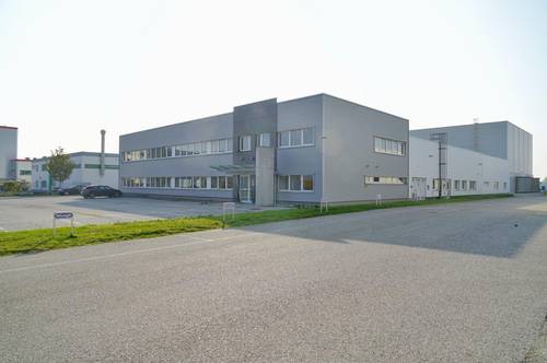Industriehalle mitten im Industriezentrum NÖ-Süd mit 265 m² Bürofläche auf einer Etage und 5 Abstellplätzte zu vermieten !!!