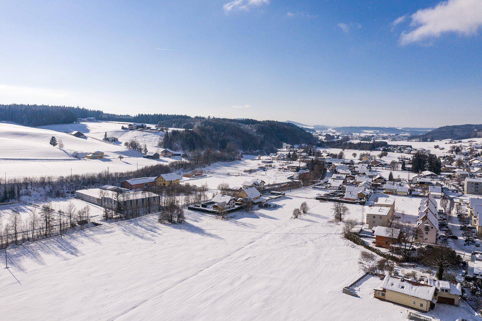 Westausrichtung - Luftbildaufnahme Winter