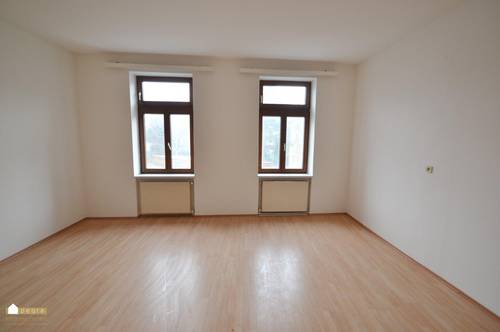 2 Zimmer Wohnung im Zentrum von Berndorf