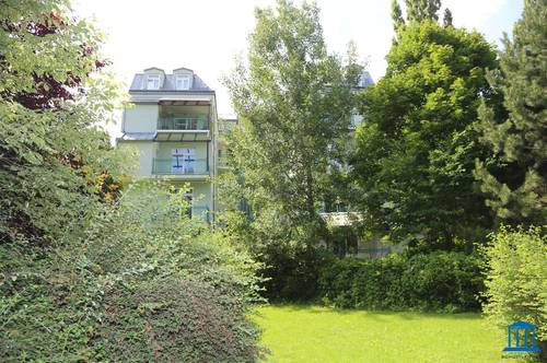 Stadtparknahe Maisonette mit Balkon, Einbauküche und Tiefgaragenparkplatz - gem. Gartennutzung on Top
