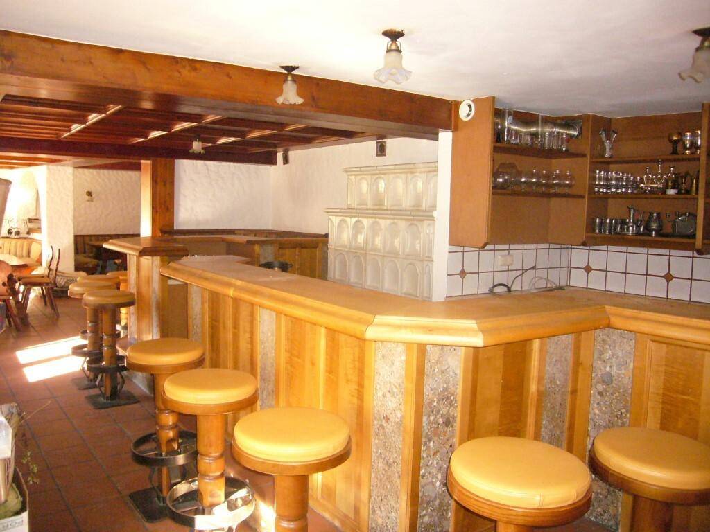 Bar (2)