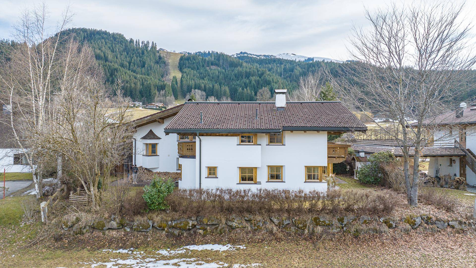 KITZIMMO-Gepflegtes Einfamilienhaus mit Kaiserblick kaufen - Immobilien Kitzbühel.
