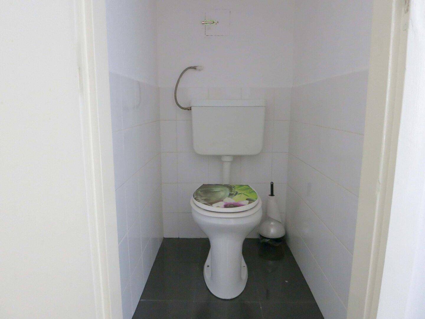 8) Toilette