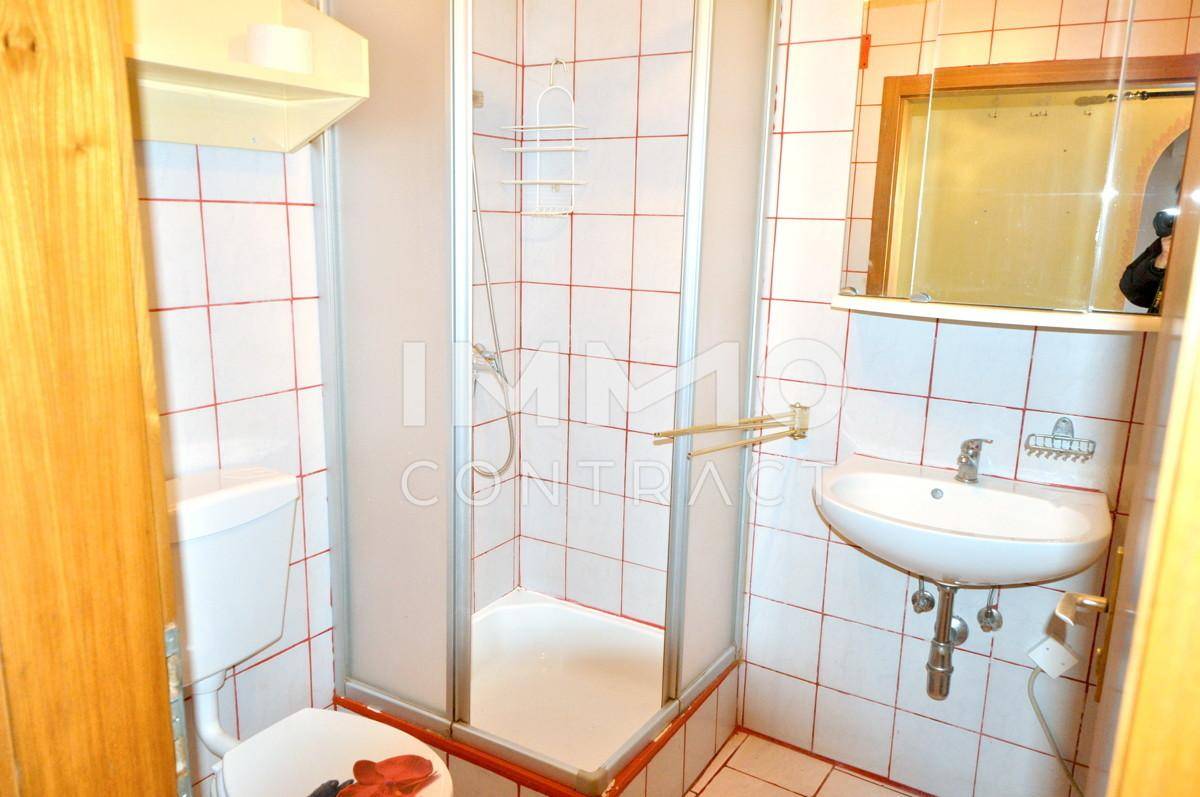 Badezimmer mit WC - Separates Apprtment