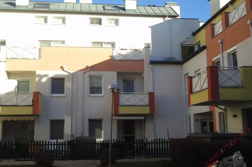 Tolle 3 Zimmer Mietwohnung mit Balkon und Tiefgaragenplatz – Bezirk Baden