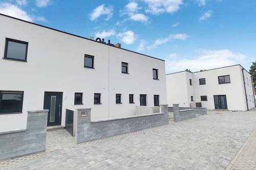 Moderne Neubau Doppelhaushälfte in der Stadtgemeinde Ebreichsdorf