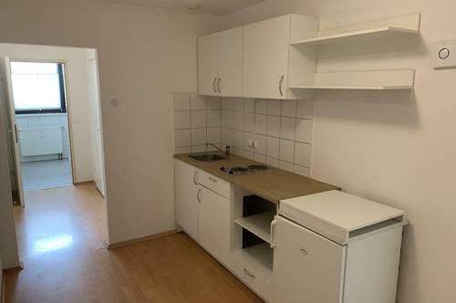 2 Zimmer mit Küche in Seiersberg und Parkplatz zu mieten provisionsfrei