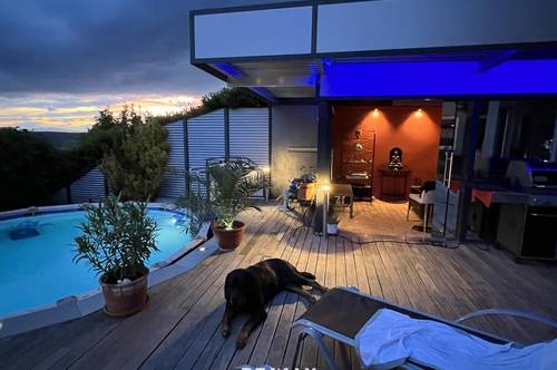 Wunderschönes Wohnhaus in herrlichster Aussichtslage - Pool, Sauna, Loggia, traumhafte Terrasse!