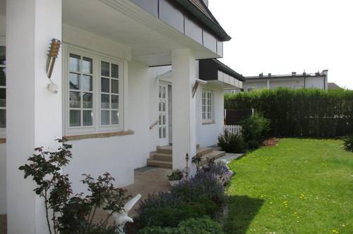 Schönes, gepflegtes Einfamilienhaus mit großem Garten in Jennersdorf