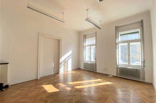 Wunderschön sanierte 3-Zimmer-Wohnung mit Balkon in einem zentral gelegenen Stilaltbauzinshaus – im Grazer Bezirk Geidorf