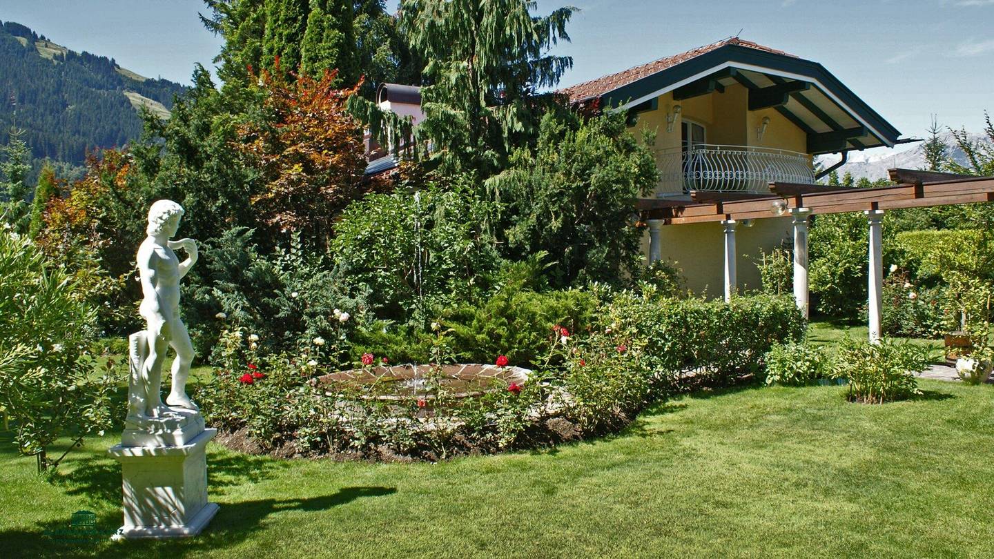 Außergewöhnliche Villa in Saalfelden - Immobilienkanzlei Alexander Kurz Salzburg