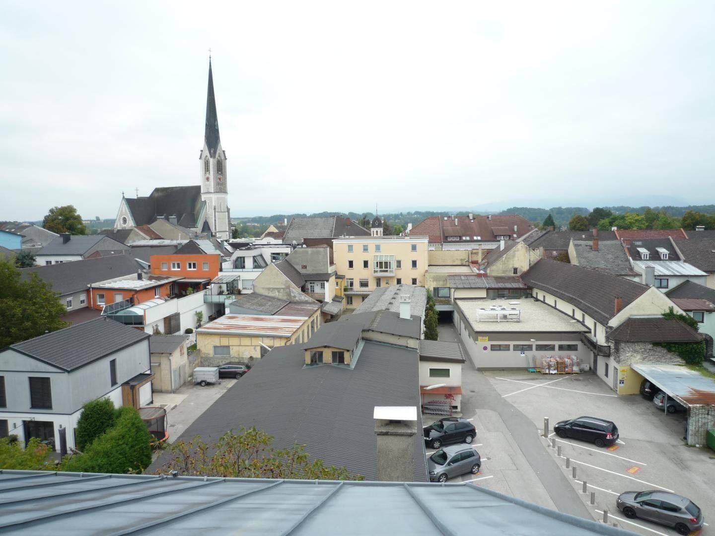 Cityblick über den Dächern von Schwanenstadt