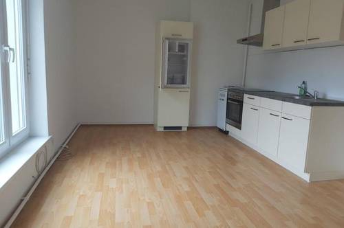 Helle 2-Zimmer-Wohnung mit Küchenblock in Langenwang im Mürztal !