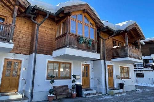 Zweitwohnsitz! Top-Ferienhaus in Saalbach-Hinterglemm Ski in - Ski out