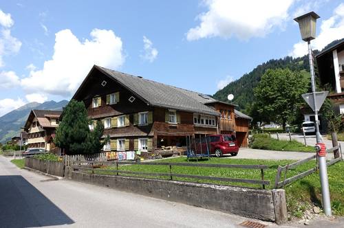 GELEGENHEIT: Bregenzerwälderhaus mit Flair im Zentrum von Schoppernau