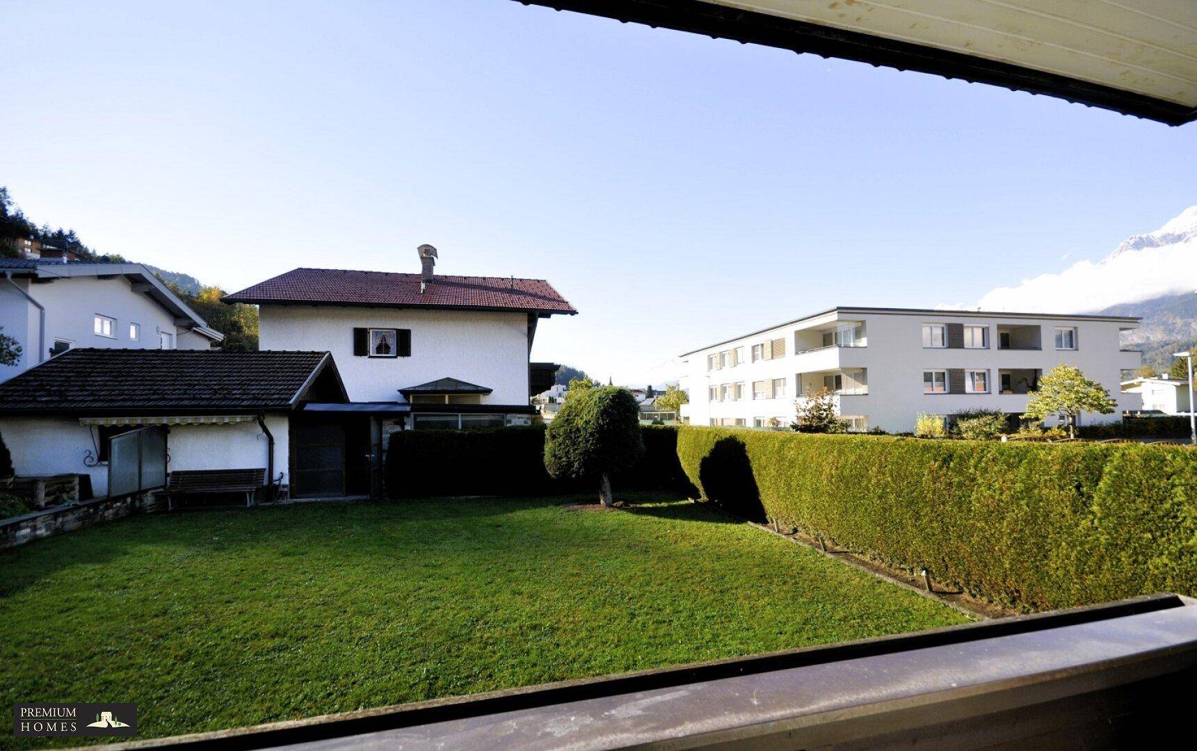 Gepflegtes Mehrfamilienhaus in Wattens - Blick vom Balkon - Untergeschoss