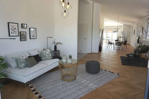 LUXUS PUR - Penthouse Mondsee mit ca. Wfl. 135 m² zzgl. 125 m² Dachterrasse, Lift in die Wohnung - PROVISIONSFREI - TIEFGARAGE
