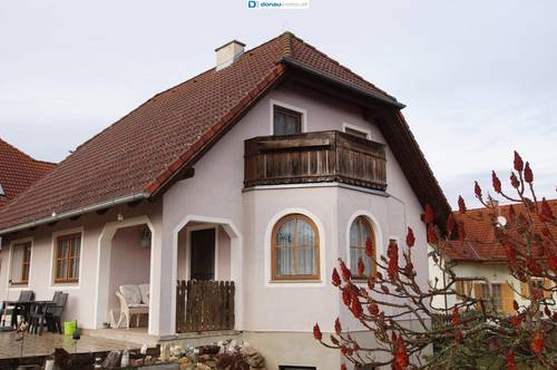 2074 Unterretzbach Top-geschnittenes Einfamilienhaus in ruhiger, sonniger Ortsrandlage