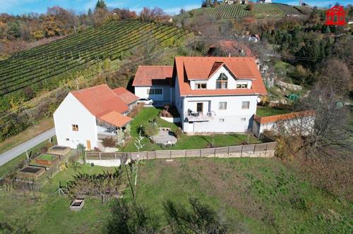 Einfamilienhaus mit Landwirtschaft und wunderbarer Aussichtslage in Pischelsdorf am Kulm