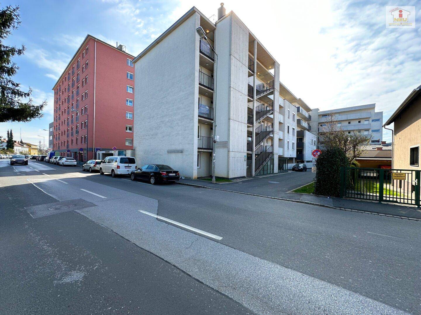 Neuwertige und schöne 3 Zi Wohnung mit Balkon und XXL-Terrasse in Graz - Liebenau