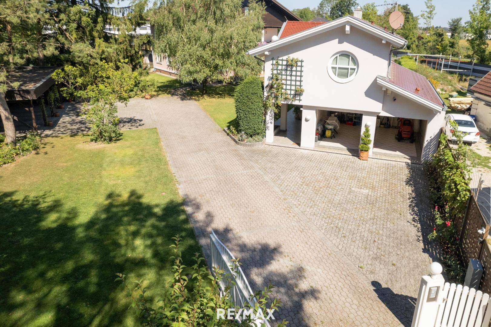 Poolhaus - Luftbild