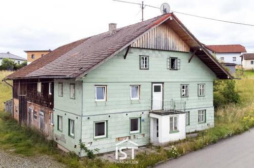 Waldzell - Baufälliges Bauernhaus mit rund 1,5 ha Grund
