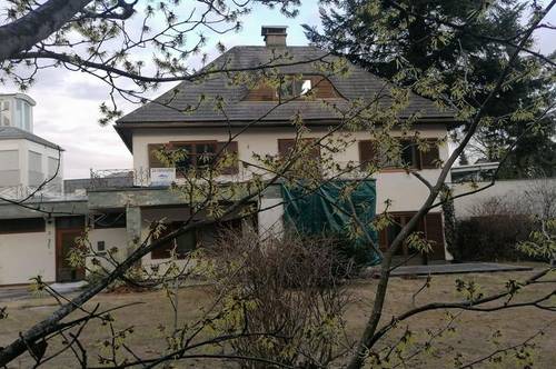 Feldkirchen in Kärnten EIN-ZWEI-Familienhaus, top Lage, Altbau 