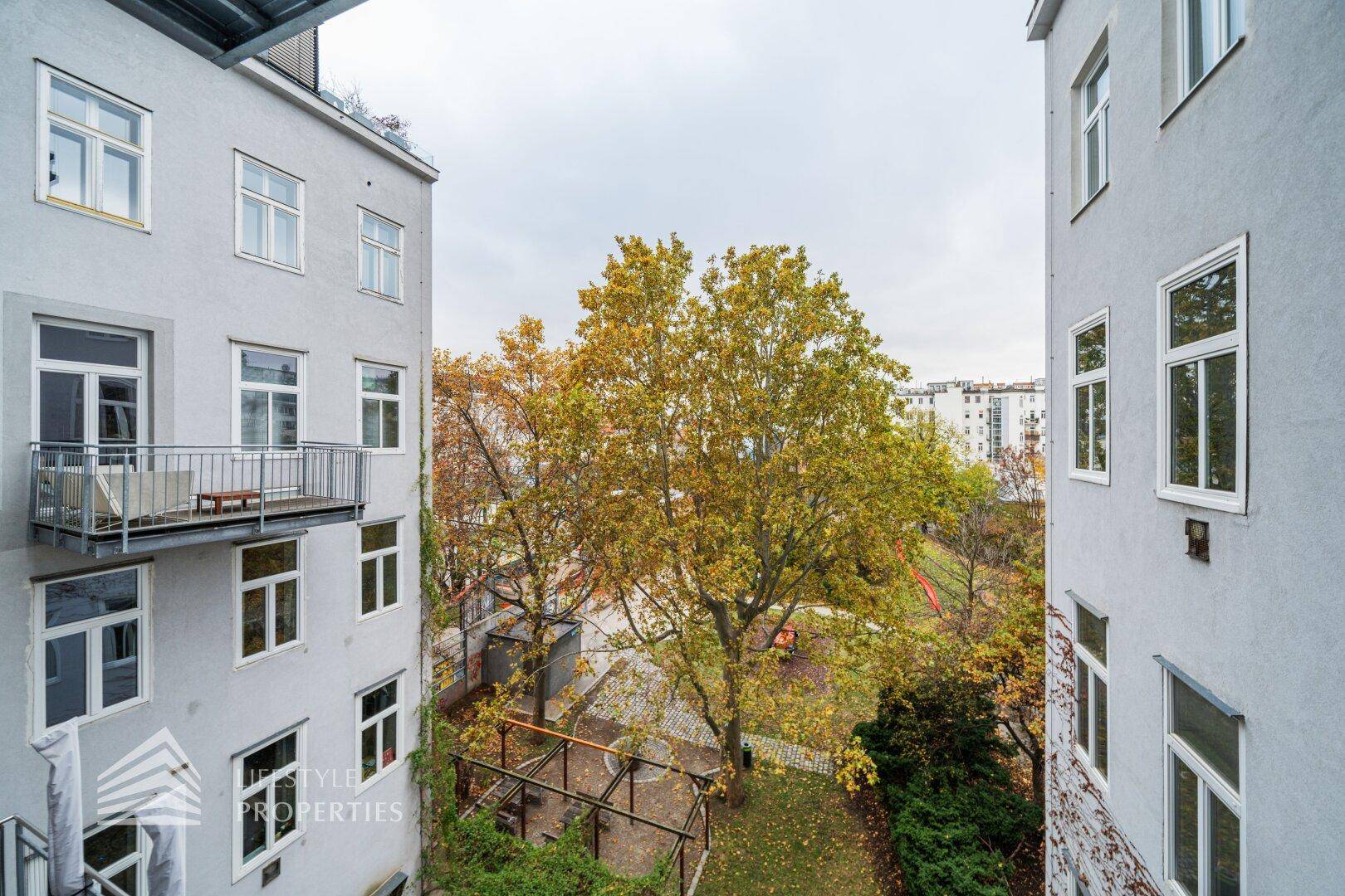 Helle 3-Zimmer Wohnung in bester Lage! by Lifestyle Properties Stock im Eisen Platz 3