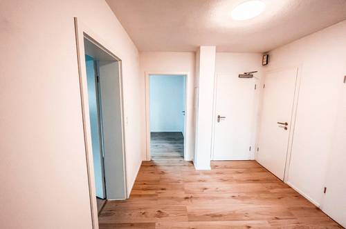 4-Zimmer Wohnung mit Balkon in Radfeld zu vermieten