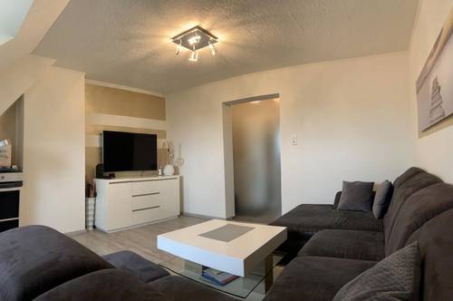 Familienfreundliche 3 Zimmer Wohnung (ca. 80m²) mit herrlichem Ausblick in Linz