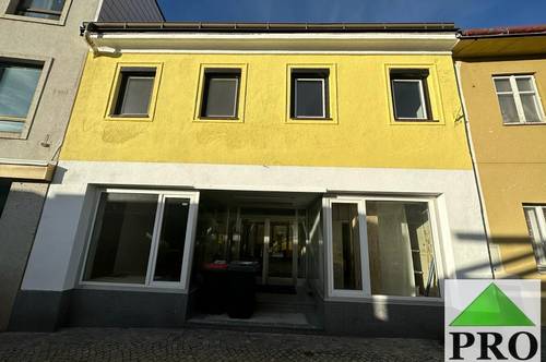 Anleger aufgepasst - Waldviertel! Stadthaus in der Burgstadt Heidenreichstein (14KM Bezirksstadt Waidhofen) gute Rendite möglich!